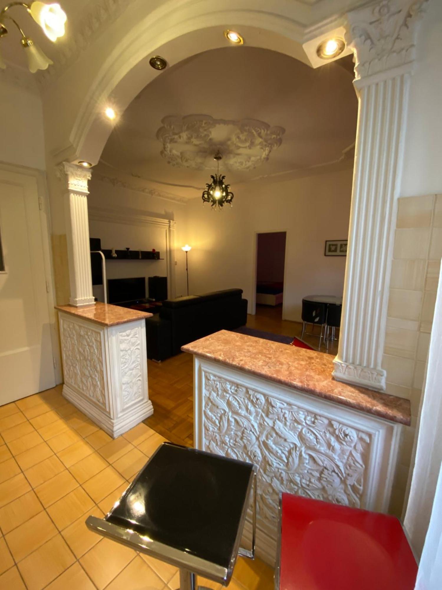 Apartment And Rooms Heart Of The City Βουδαπέστη Εξωτερικό φωτογραφία