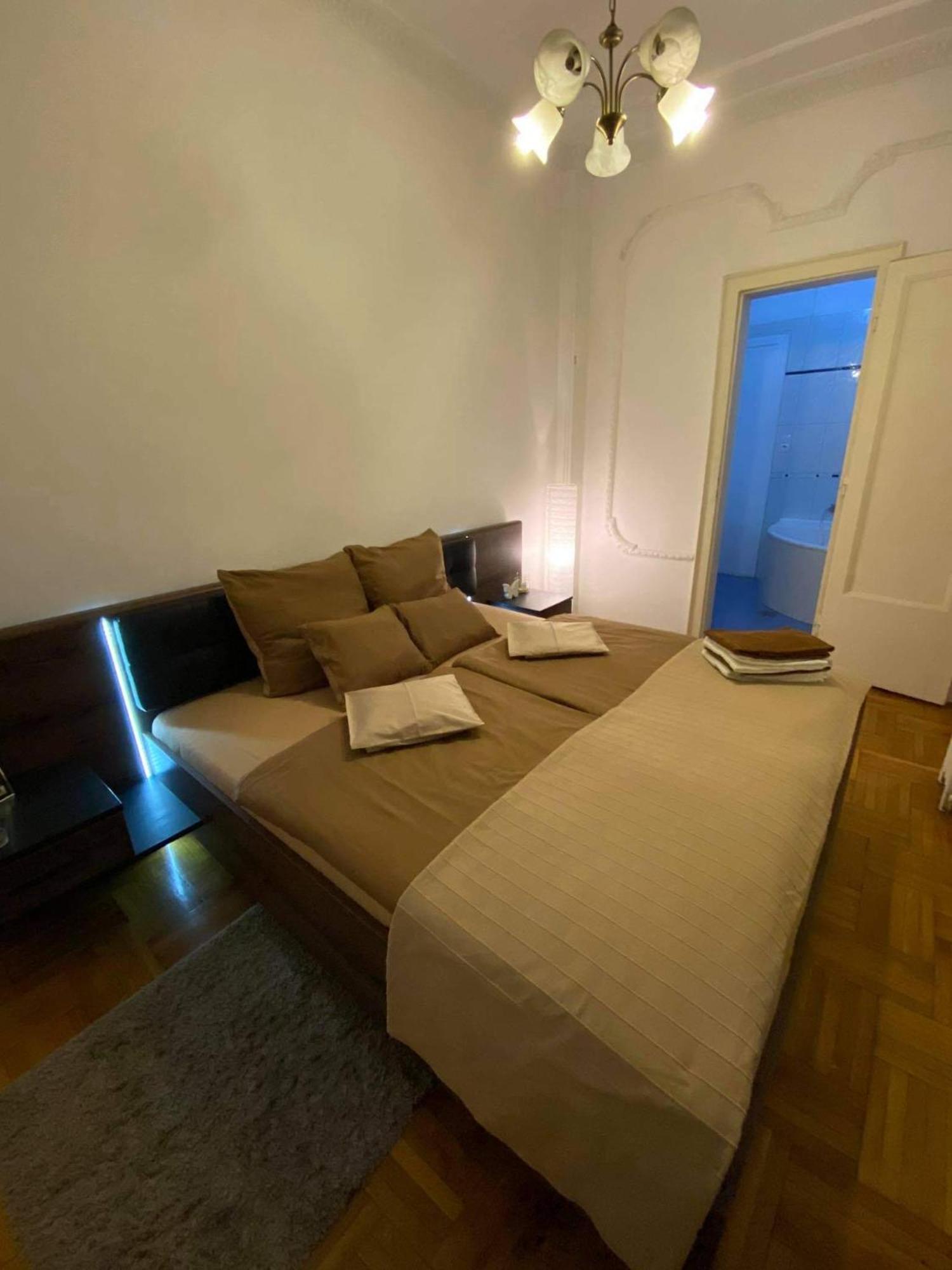 Apartment And Rooms Heart Of The City Βουδαπέστη Εξωτερικό φωτογραφία
